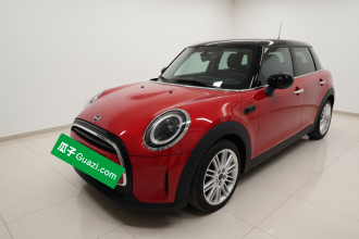 MINI 2022款 改款 1.5T COOPER 经典派 五门版