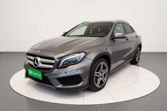 奔驰GLA 2015款 GLA 260 4MATIC 运动型