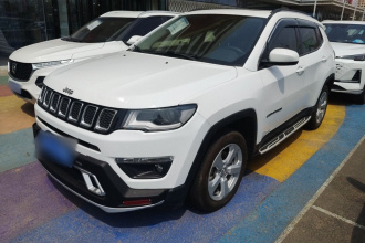 Jeep 指南者 2017款 200T 自动家享版