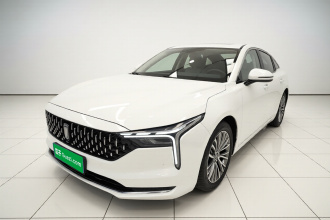 奔腾B70 2025款 龙耀版 1.5T 欢享型