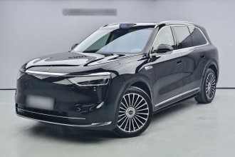 鸿蒙智行 问界M8 2025款 增程 Ultra版 53.4kWh 6座版 (192线激光雷达）