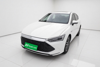 比亚迪 秦PLUS 2021款 DM-i 55KM 旗舰型