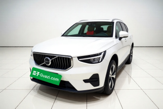 沃尔沃XC40 2023款 B3 智远豪华版