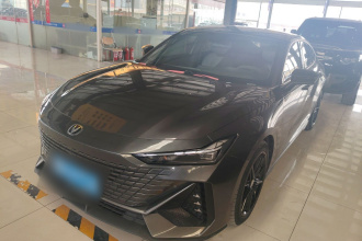 长安UNI-V 2022款 1.5T 尊贵型