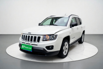 Jeep 指南者(进口) 2014款 2.0L 两驱运动版