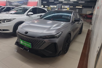 长安UNI-V 2023款 2.0T 领速版