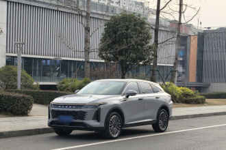 星途瑶光 2023款 400T 四驱优享飞鱼版