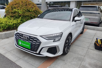 奥迪A3 2022款 A3L Limousine 35 TFSI 时尚运动型
