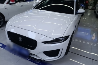 捷豹XEL 2021款 2.0T 250PS 曜黑运动版
