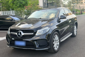 奔驰GLE轿跑 2017款 GLE 320 4MATIC 轿跑SUV