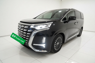 腾势D9 2022款 DM-i 1040 尊贵型