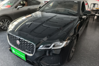 捷豹XFL 2022款 XFL 2.0T P250 两驱精英运动版