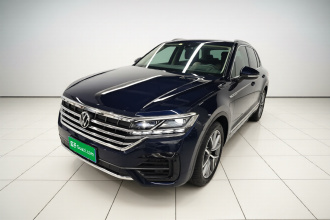 大众 途锐 2021款 3.0TSI 锐享版 经典运动套装