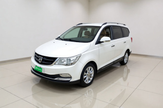宝骏730 2016款 1.5L 手动舒适型 7座 国V