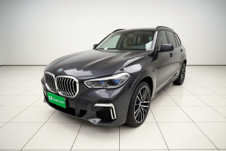 宝马X5 2022款 改款 xDrive 40Li M运动套装