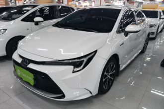 丰田 雷凌 2023款 智能电混双擎 1.8L 豪华版
