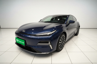 吉利银河 银河星耀8 2025款 130km EM-P 星舰版