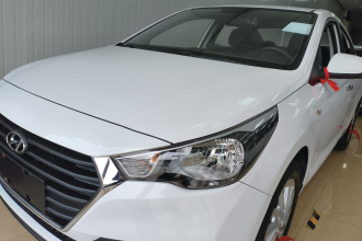 现代 悦纳 2016款 1.4L 手动炫酷版GLS