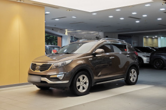 起亚 智跑 2014款 2.0L 手动两驱版GLS