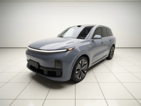 理想汽车 理想L8 2025款 Ultra 智能焕新版