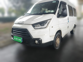 江铃 特顺 2019款 2.8T商运型短轴中顶6座国VI JX493