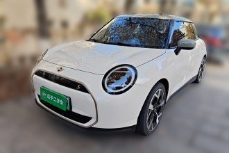 电动MINI COOPER 2024款 452km COOPER SE 艺术家