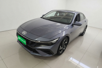 现代 伊兰特 2023款 1.5L CVT LUX尊贵版