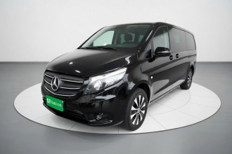 奔驰 威霆 2021款 2.0T 商务版 7座