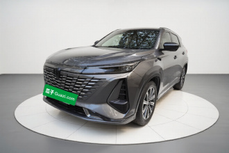 长安CS75 PLUS 2023款 第三代 1.5T 自动尊贵型