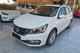 宝骏310W 2017款 1.5L 手动时尚型 国V