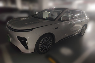 星途 星纪元 ET 2024款 增程 240 Ultra四驱