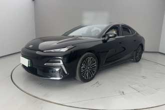 吉利银河 银河星耀8 2025款 130km EM-i 尊享版