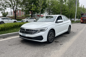 大众 速腾 2025款 200TSI DSG飞越版