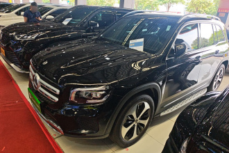 奔驰GLB 2023款 GLB 220 时尚型