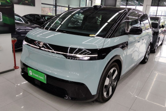 极氪MIX 2025款 智驾版