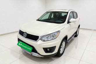 北京汽车 绅宝X35 2016款 1.5L 手动精英版