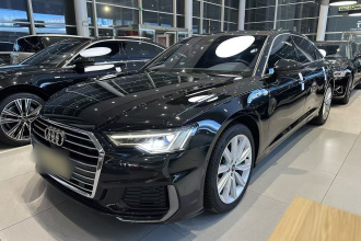 奥迪A6L 2022款 45 TFSI 臻选动感型