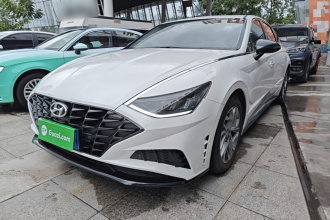 现代 索纳塔 2020款 270TGDi DCT GLS精英版