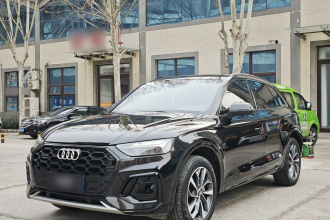 奥迪Q5L 2023款 40T 豪华动感型