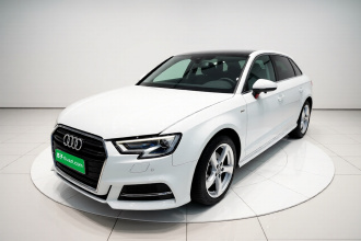 奥迪A3 2018款 30周年年型 Sportback 35 TFSI 时尚型