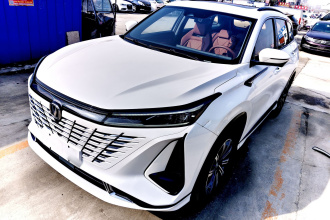 长安CS75 PLUS 2023款 第三代 1.5T 自动领航型