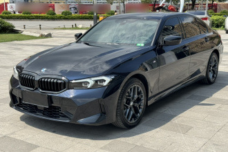 宝马3系 2025款 330Li M运动曜夜套装