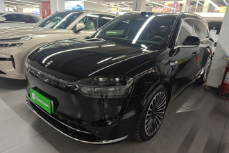 鸿蒙智行 问界M9 2025款 增程 Ultra版 52kWh 6座版 (192线激光雷达）