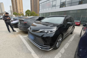 丰田 赛那SIENNA 2021款 2.5L混动 尊贵版