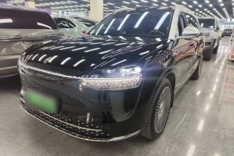 鸿蒙智行 问界M9 2024款 增程 Ultra版 52kWh 6座版