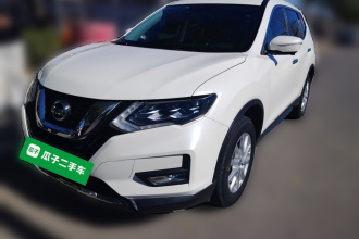 日产 奇骏 2022款 2.0L 两驱智联臻享版