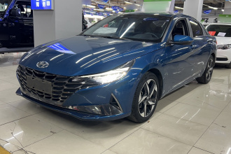 现代 伊兰特 2022款 1.5L CVT LUX尊贵版