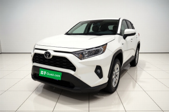丰田 RAV4荣放 2024款 2.0L CVT两驱都市版