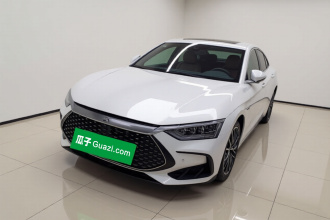 比亚迪 汉 2022款 DM-i 121KM 尊享型