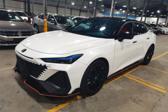 长安UNI-V 2024款 2.0T 高能版